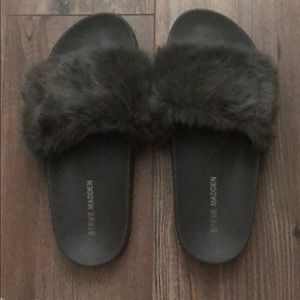 Steve Madden Slides